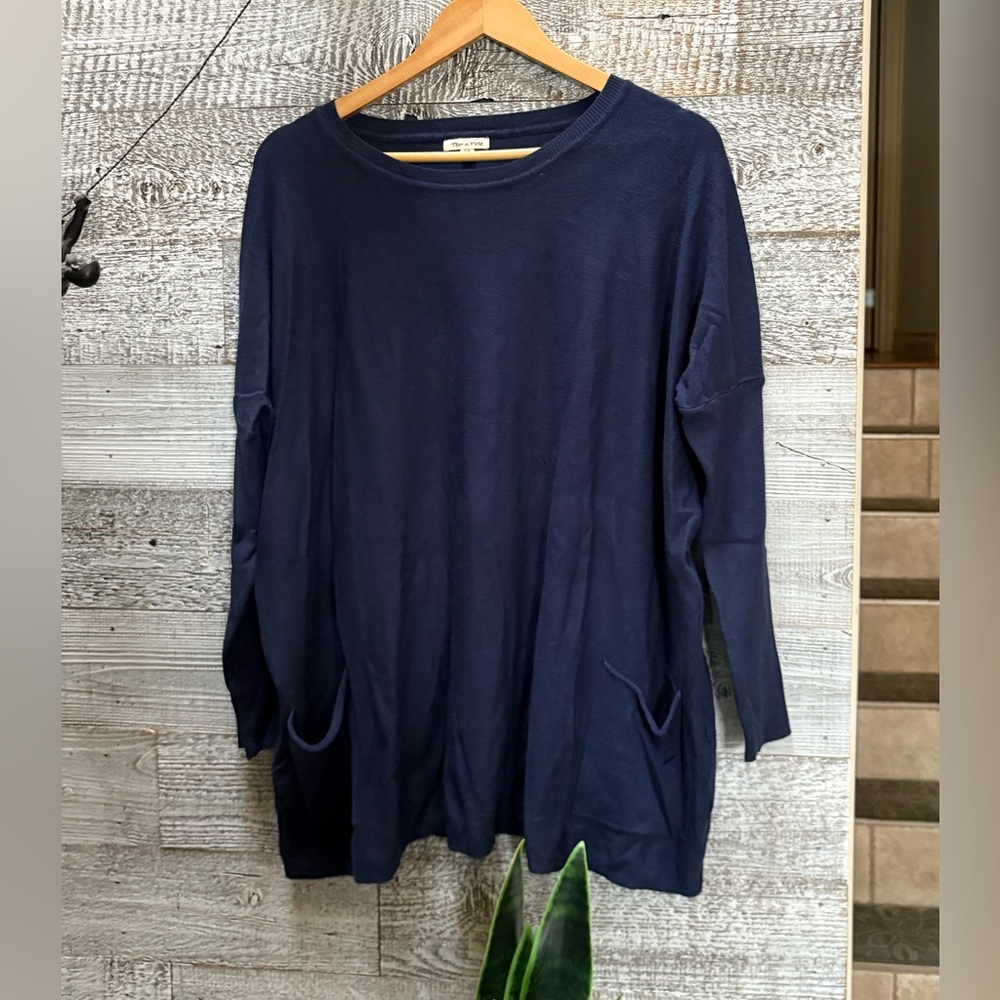 🏷 Tea N Rose | Oversized Cozy Pocket Sweater - S/M, Navy Blue